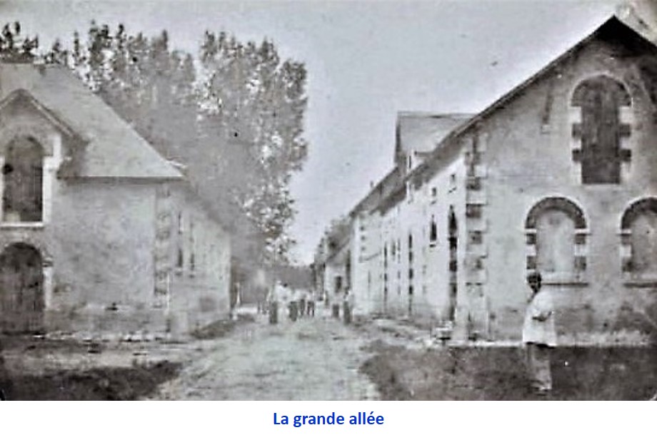 La colonie privée devient publique